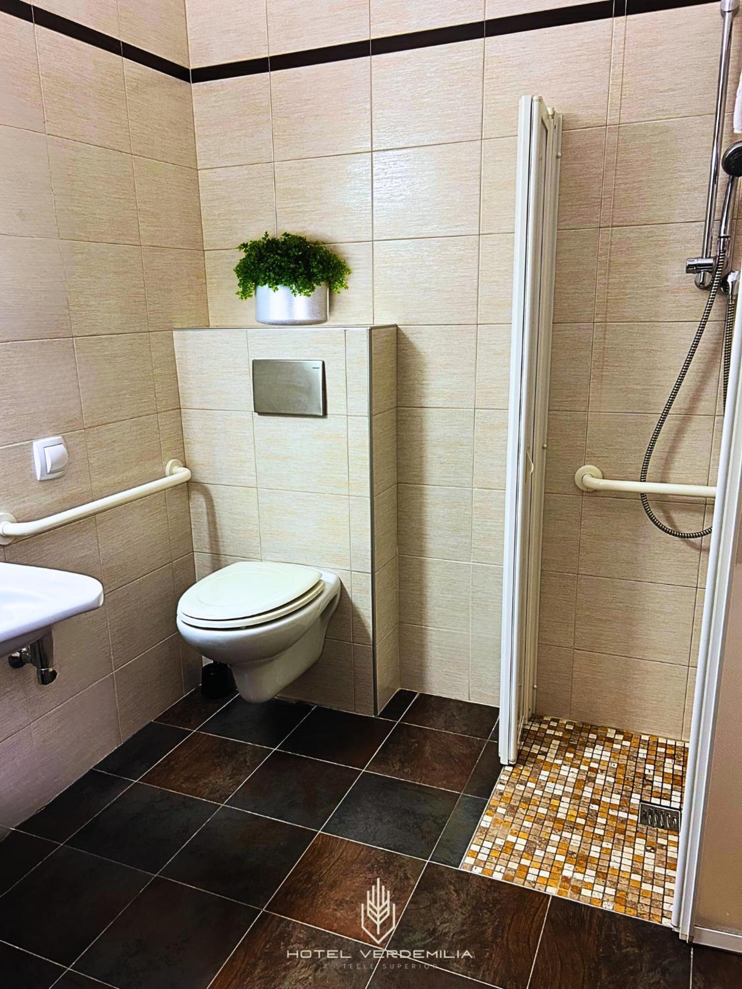 Verdemilia Hotel Анцола-делл'Эмилия Экстерьер фото