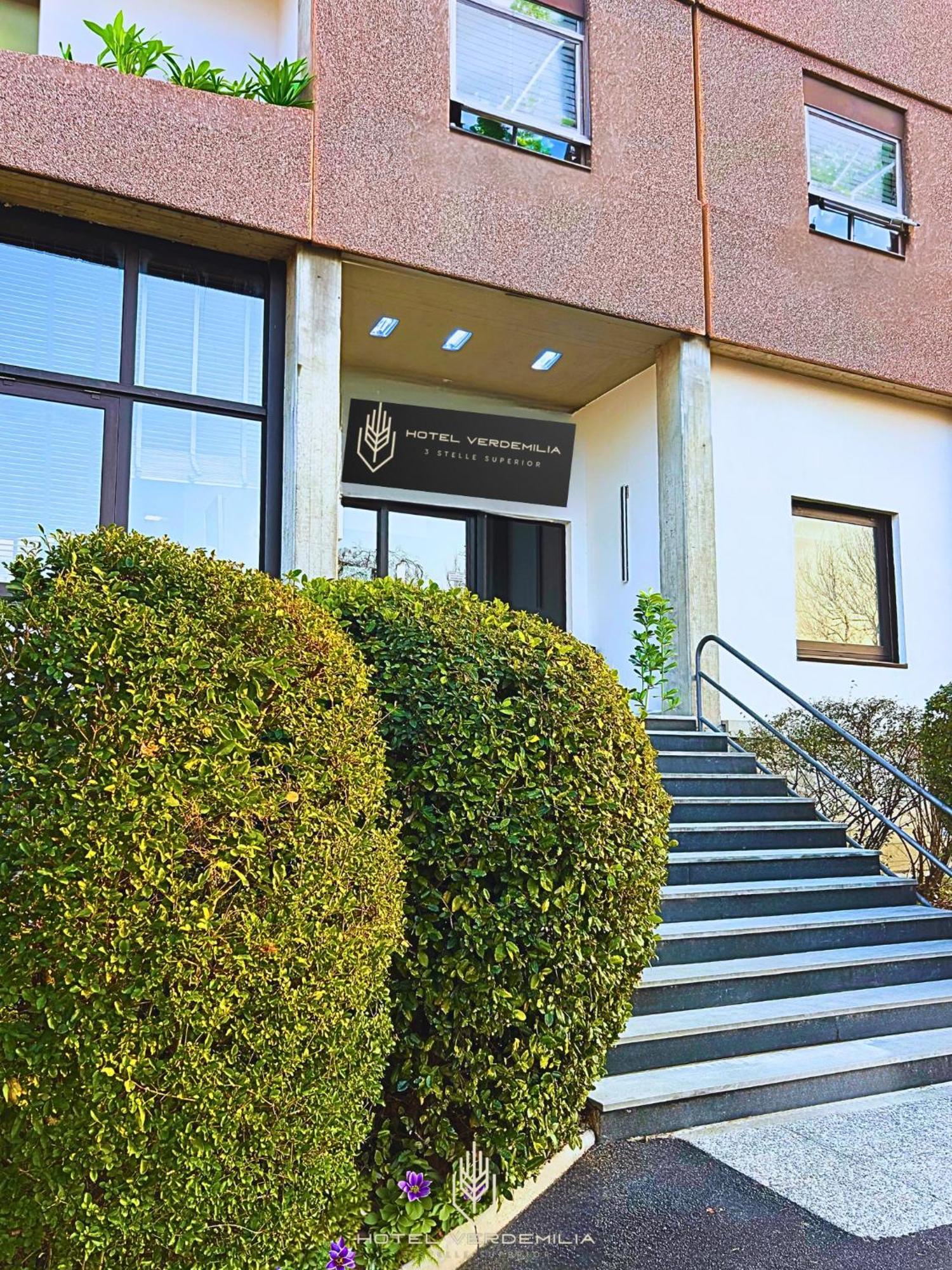 Verdemilia Hotel Анцола-делл'Эмилия Экстерьер фото